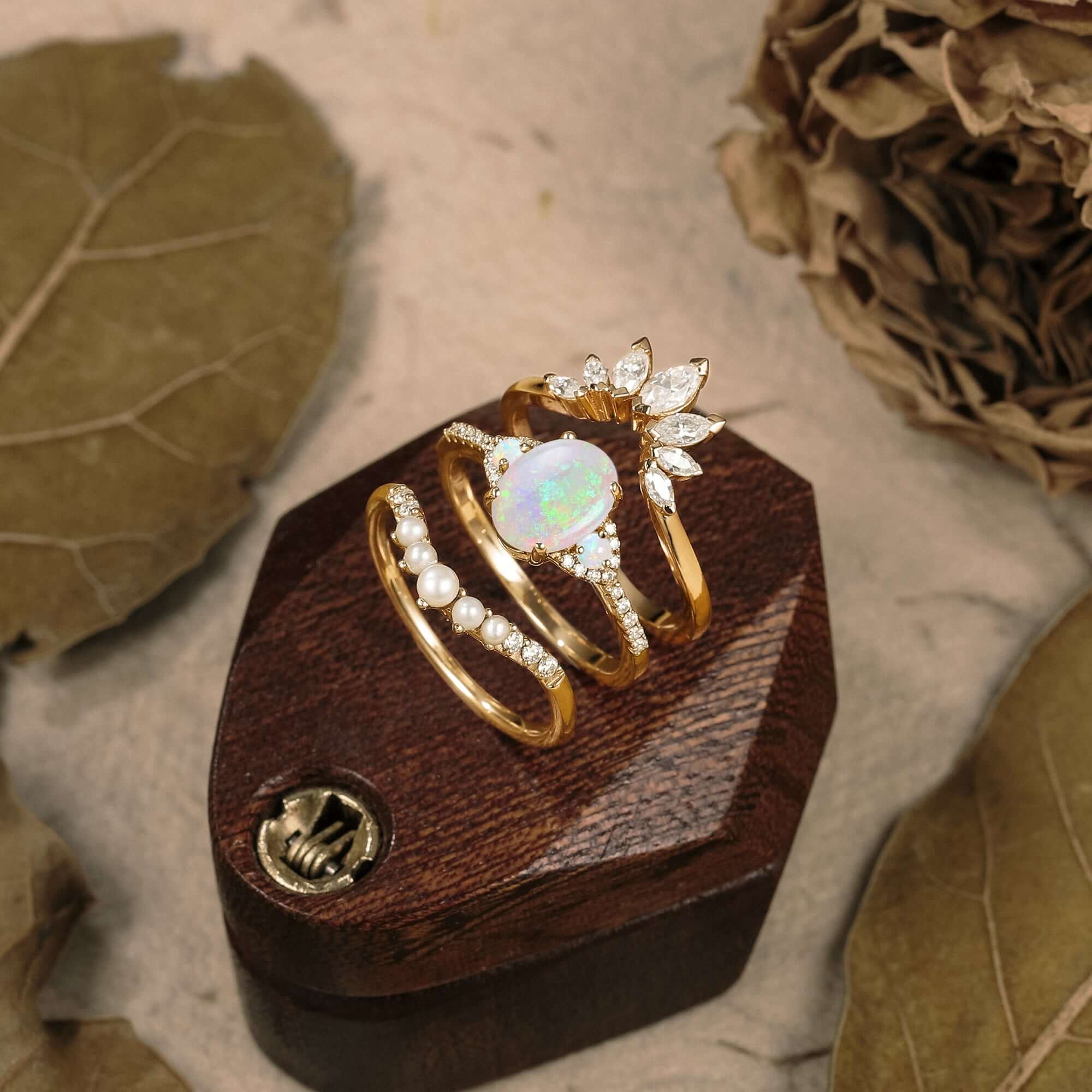 opal rings