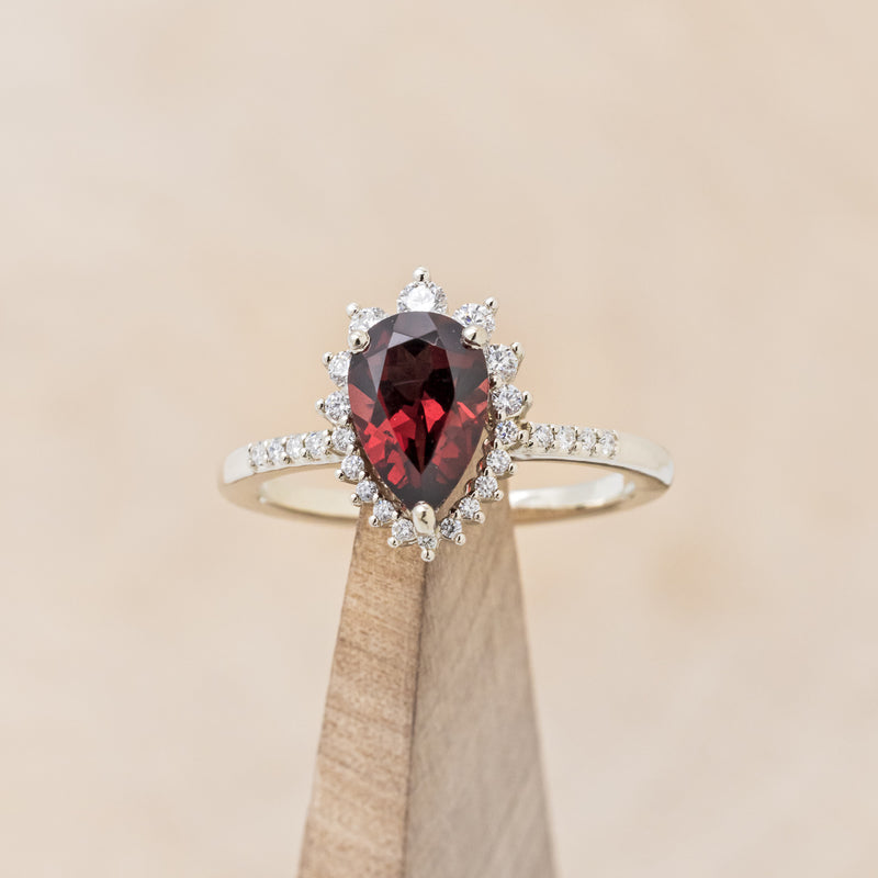 Celestial Tear - Pear Cut Garnet Engagement Rings Custom Gold Ring for women,anniversary rings ,wedding ring,promise rings,white gold ring