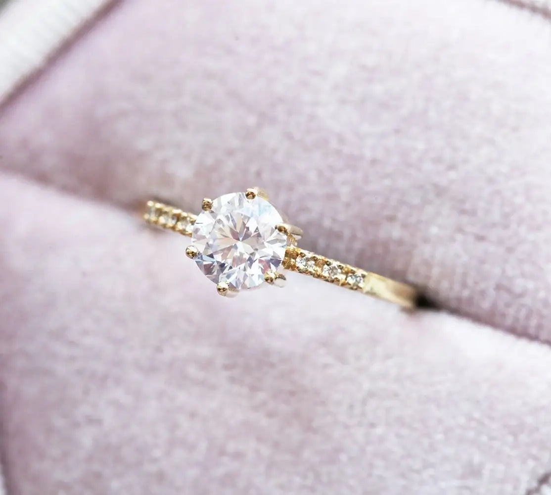 Embrace the Luxe Diamond Ring, where timeless design meets modern elegance,custom wedding ring for women,engagement ring