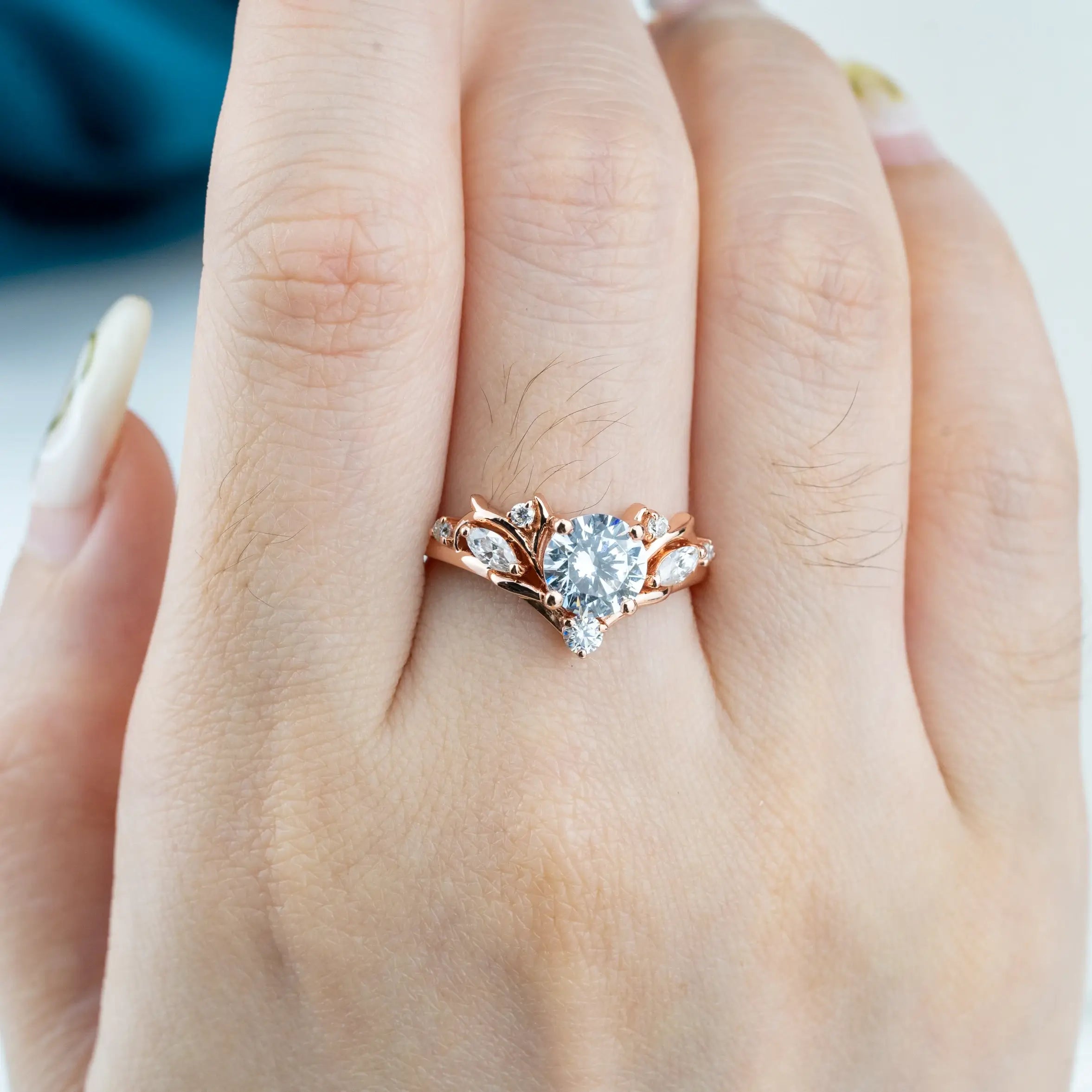 Aurora Round Cut Moissanite Engagement Rings