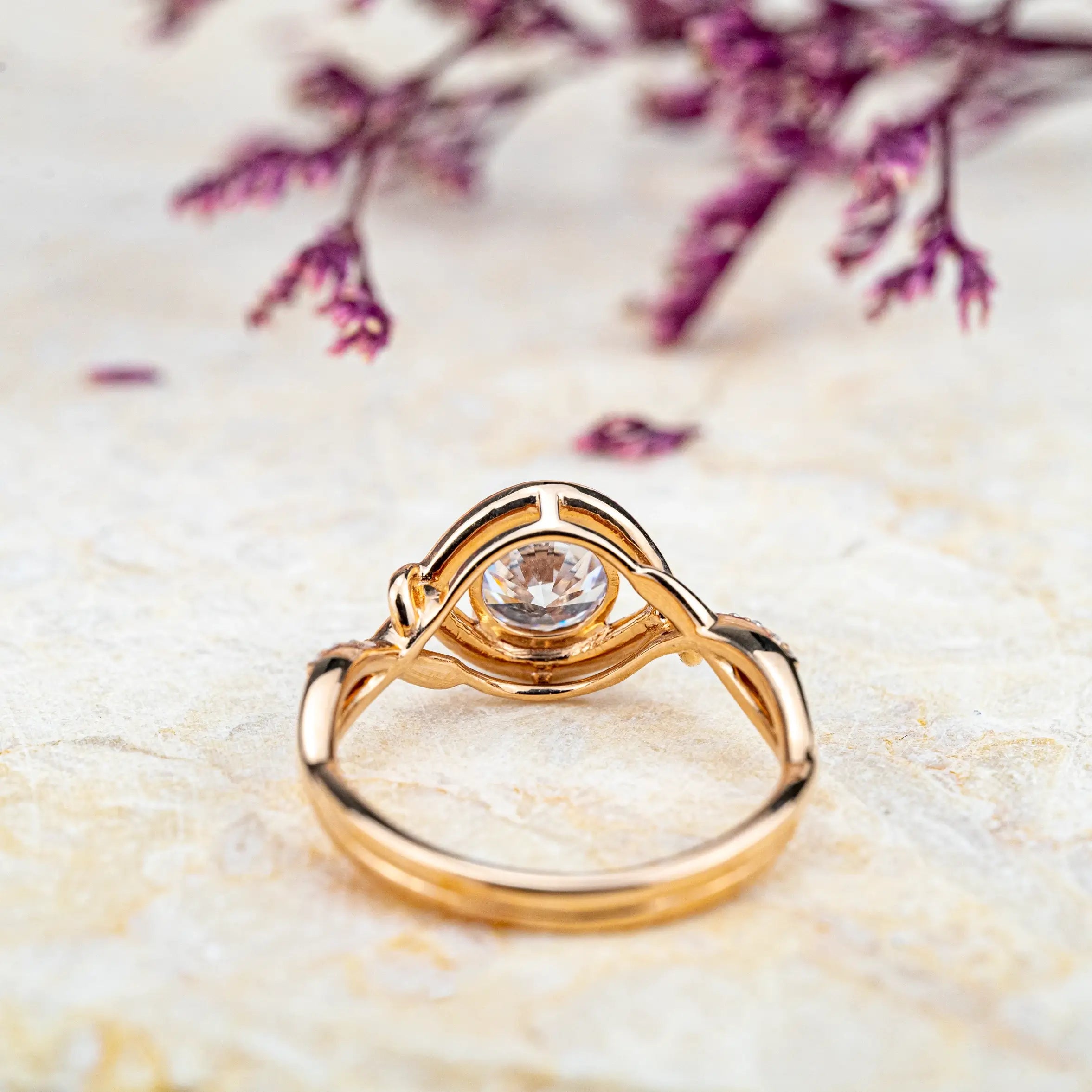 Visionaire-Moissanit-Ring – einzigartige Halo-Verlobungsringe
