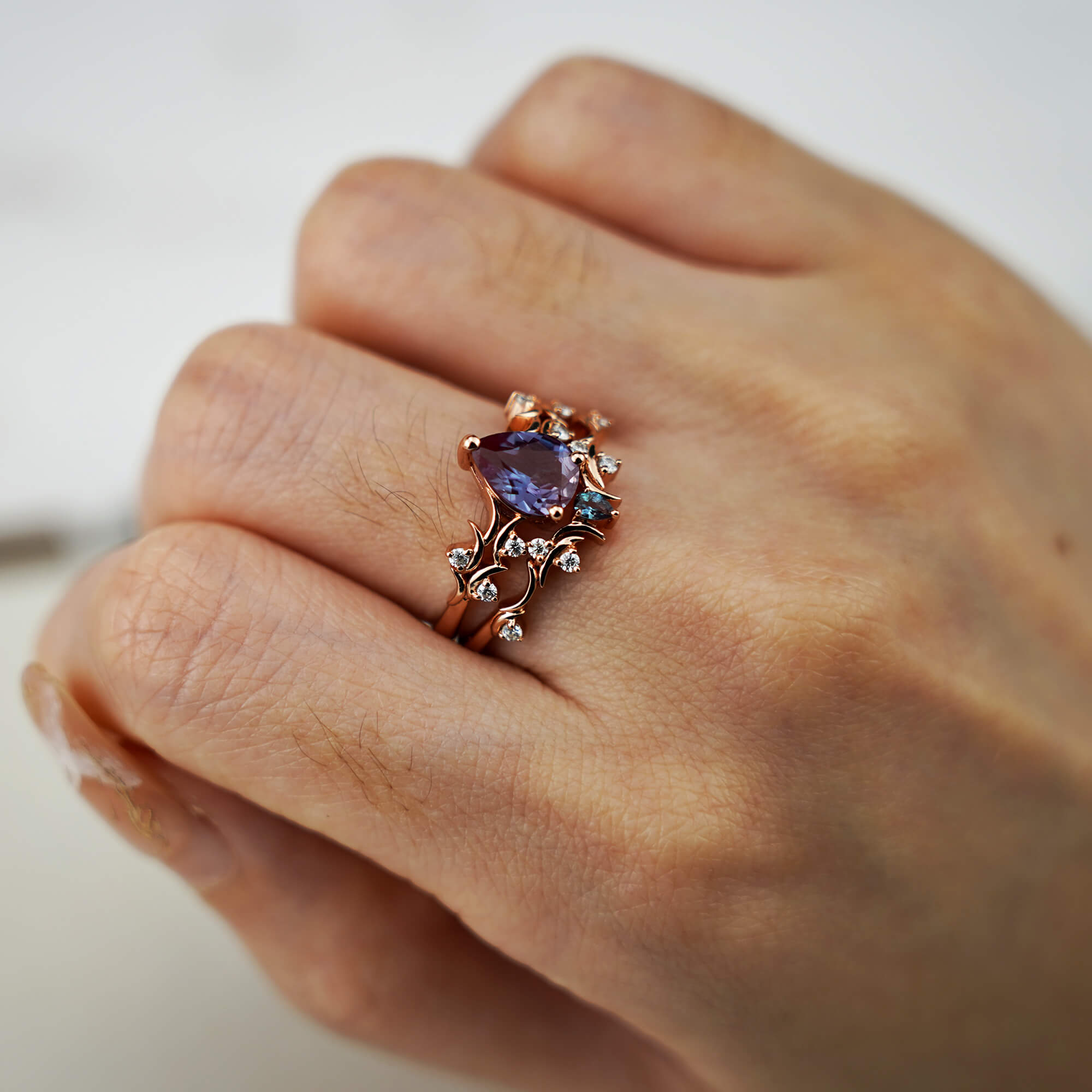 Floral Twig Design Branch Ring Engagement Ring Alexandrite | Aurumluminos