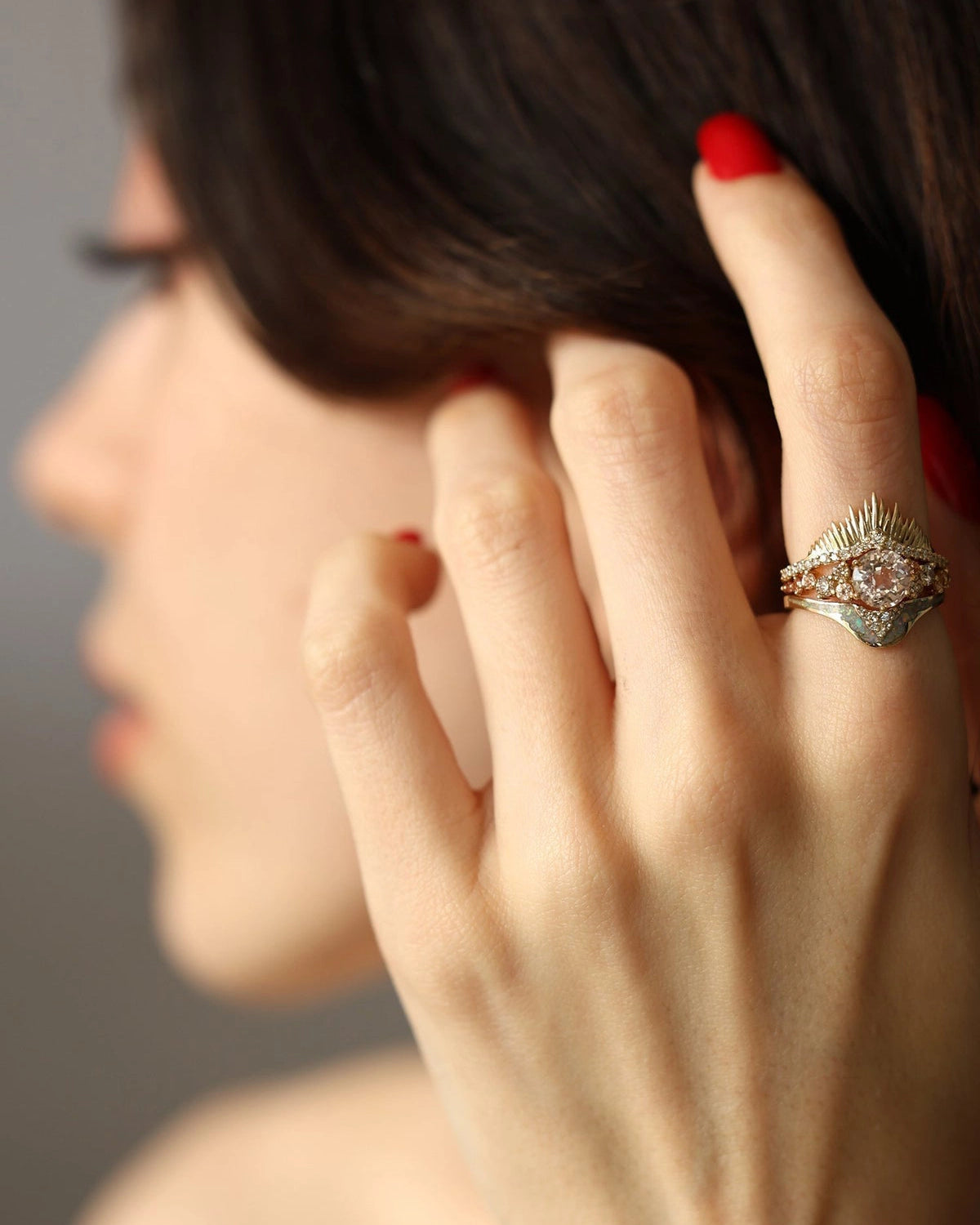Custom vs. Ready-Made Rings: Which is Right for You? | AURUMLUMINOS