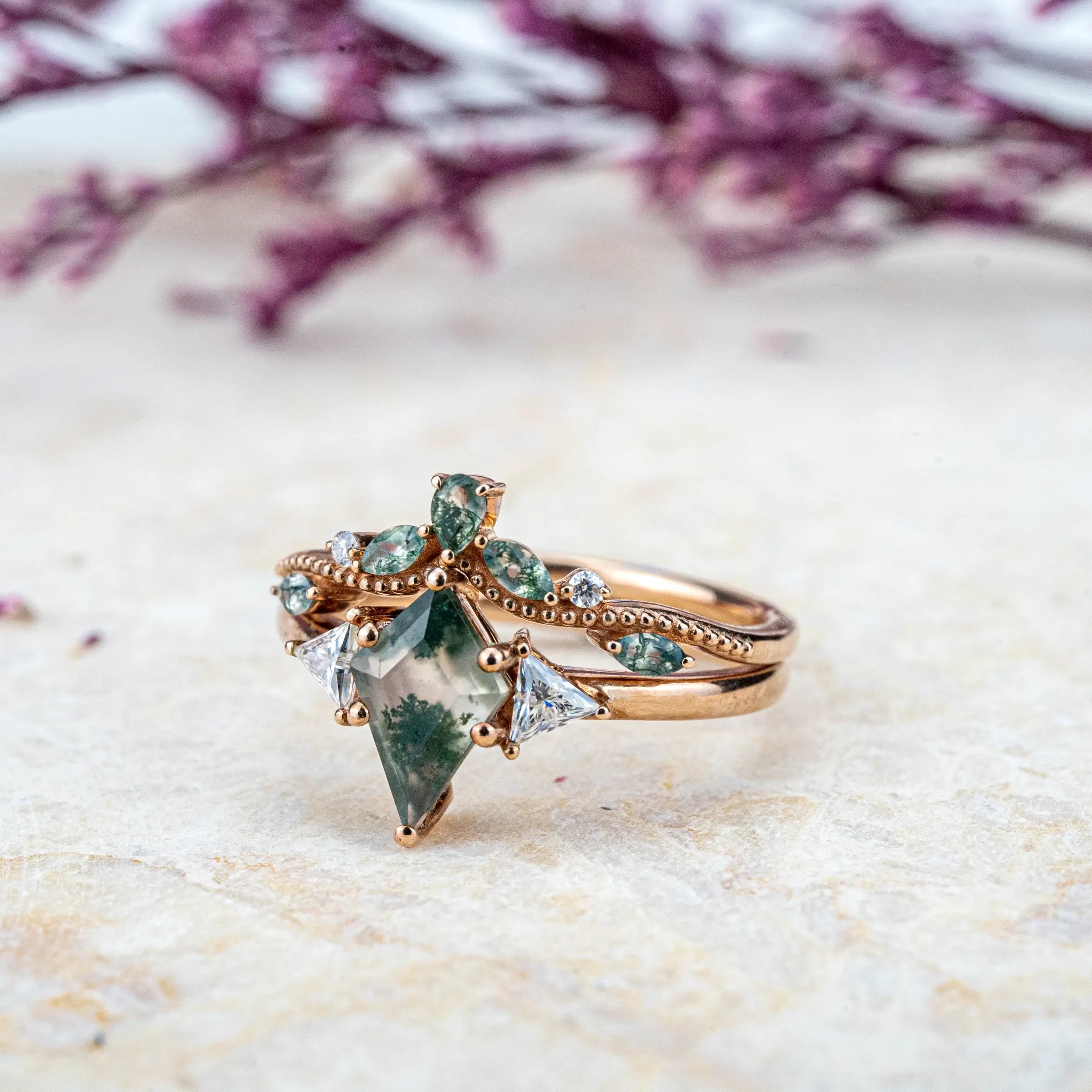 Kite Cut Moss Agate Ring Set Three Stone Ring Vintage Rings  High-end luxury engagement rings, the most beautiful pure gold ring designs aurumluminos