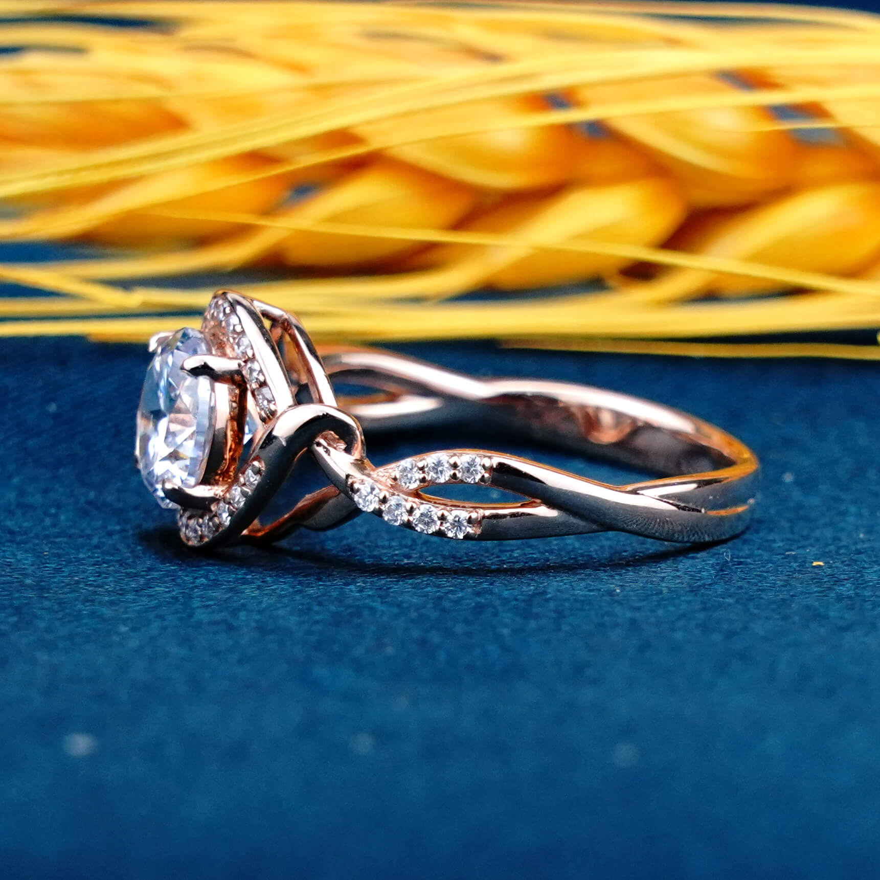 Visionaire Moissanite Ring – Unique 14K Gold Engagement Promise Rings