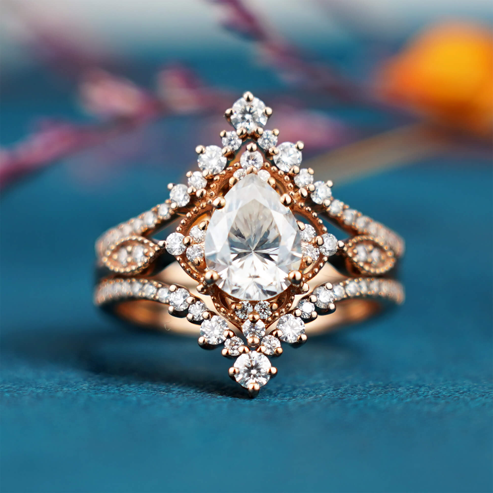 Vintage Cluster Moissanite Engagement Ring Wedding Trio Set Pear Cut Art Deco Style Rose Gold Bridal Set With Milgrain Diamond Halo Ring