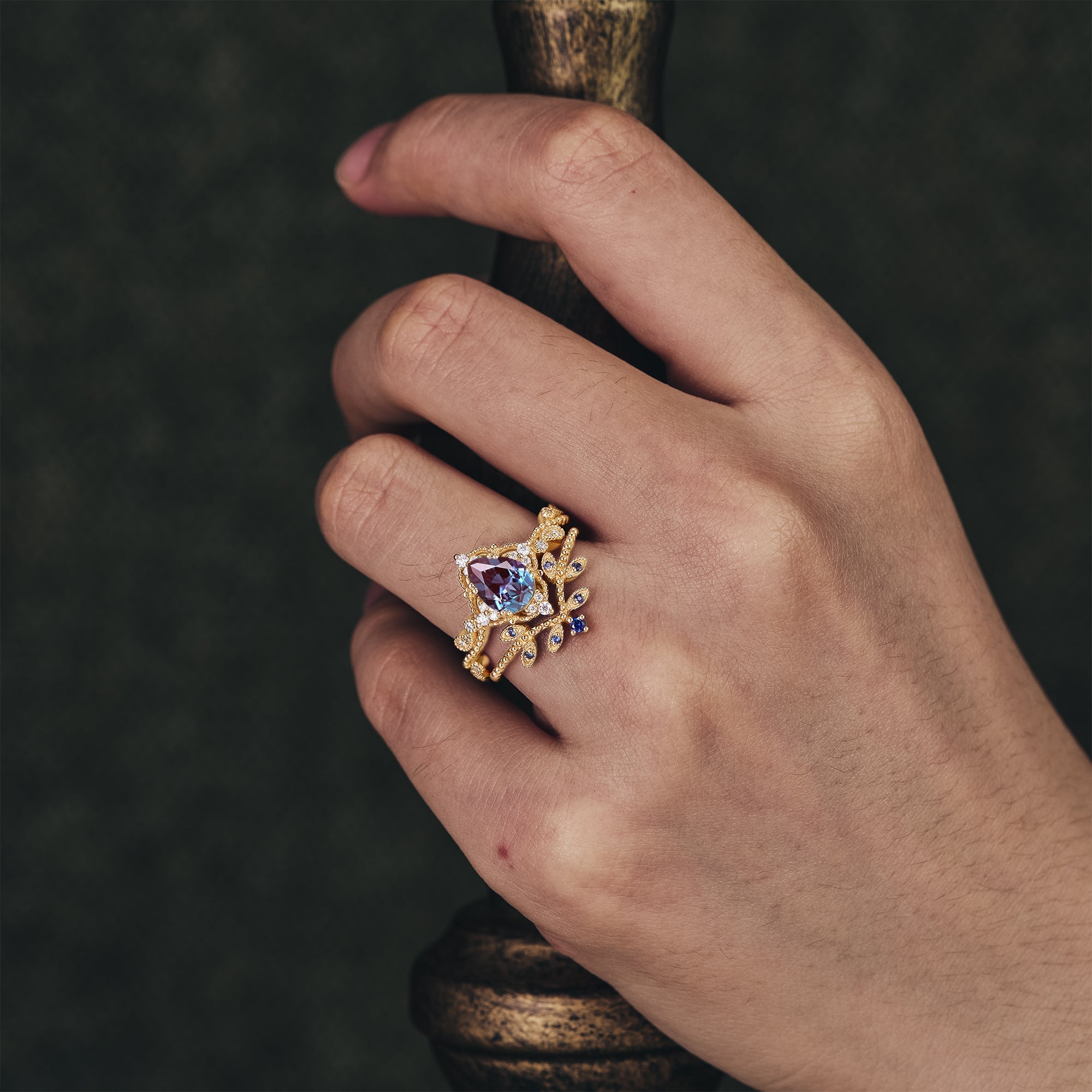 Pear Cut Alexandrite Twisted Engagement Ring Set 2pcs custom retro ring for women