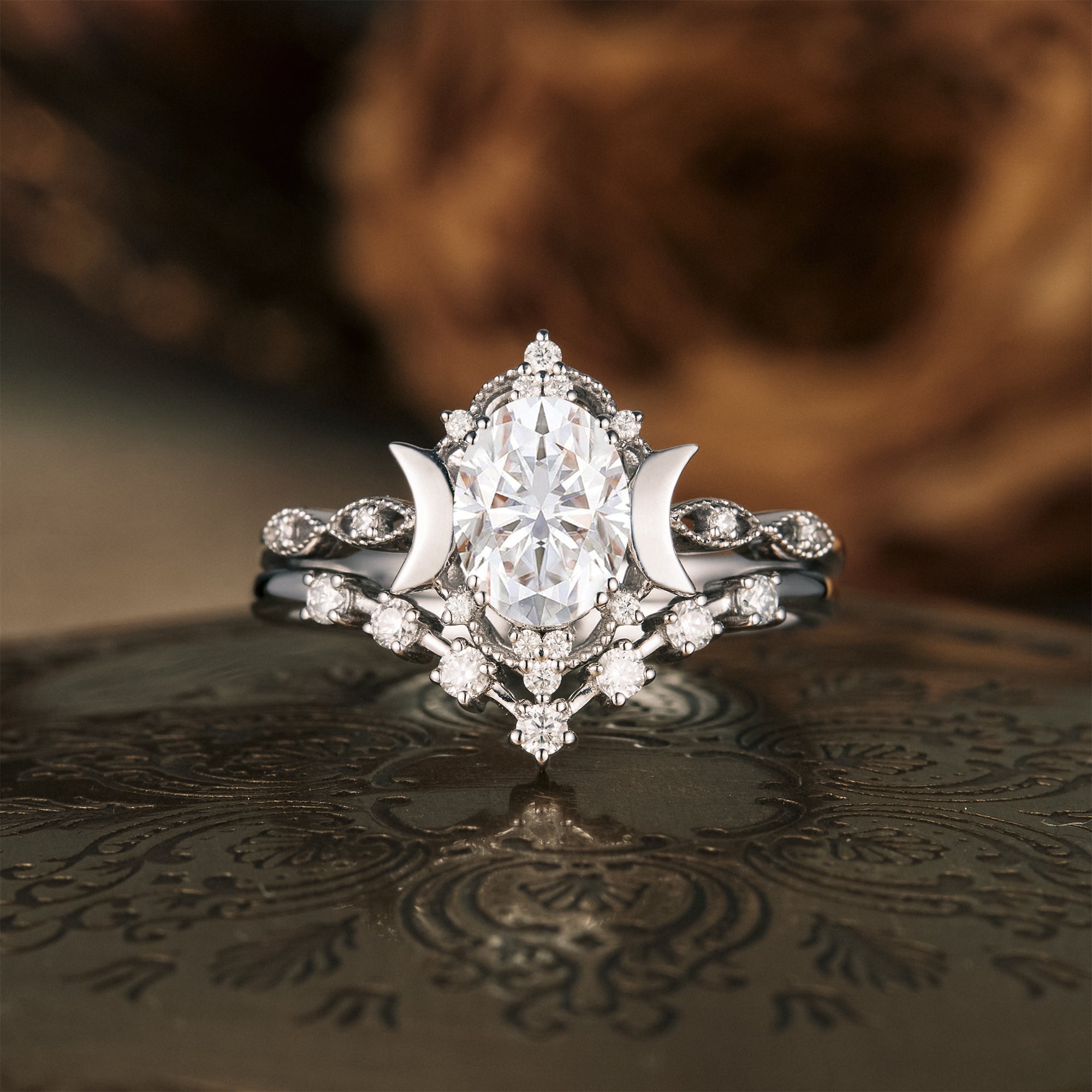 Moon Inspired Moissanite Engagement Ring Set White Gold | AurumLuminos