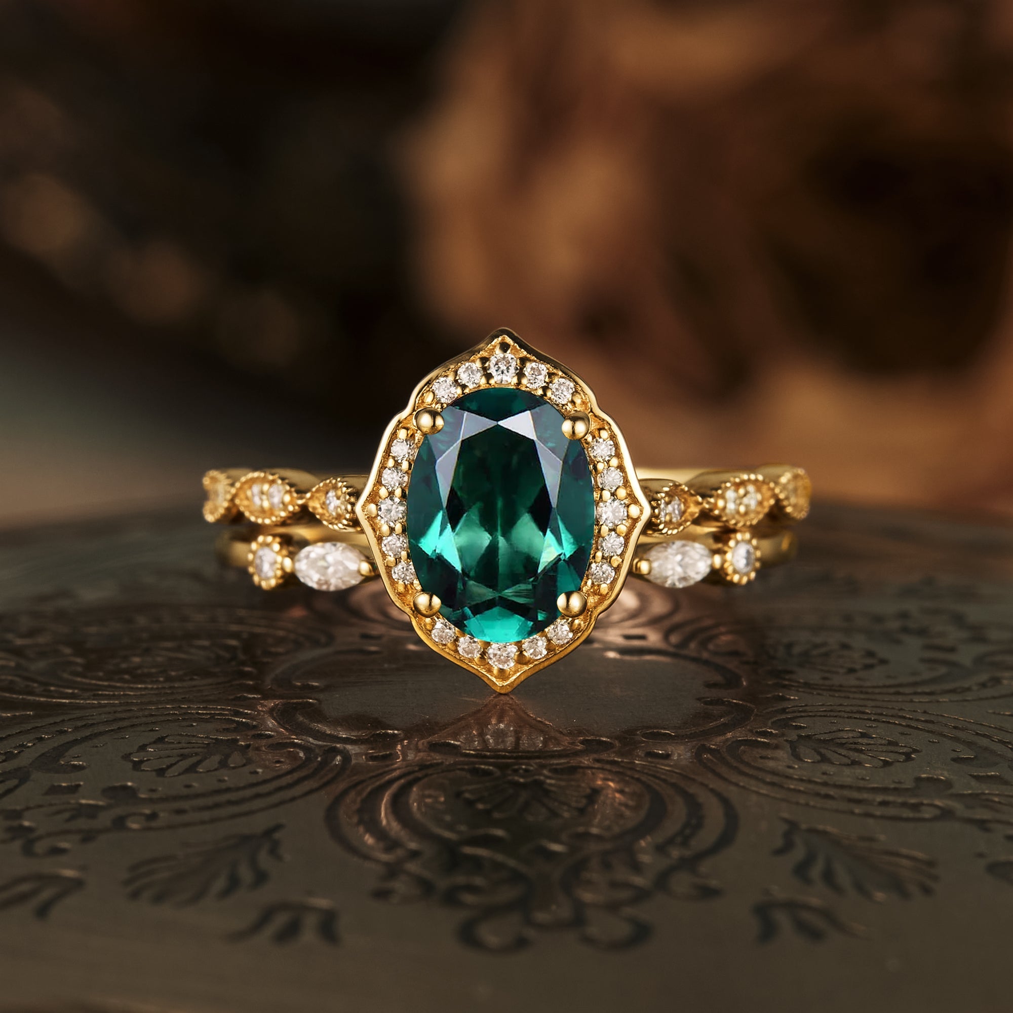 AurumLuminos Vintage Emerald Halo Ring Set 2pcs - Custom Gold Rings