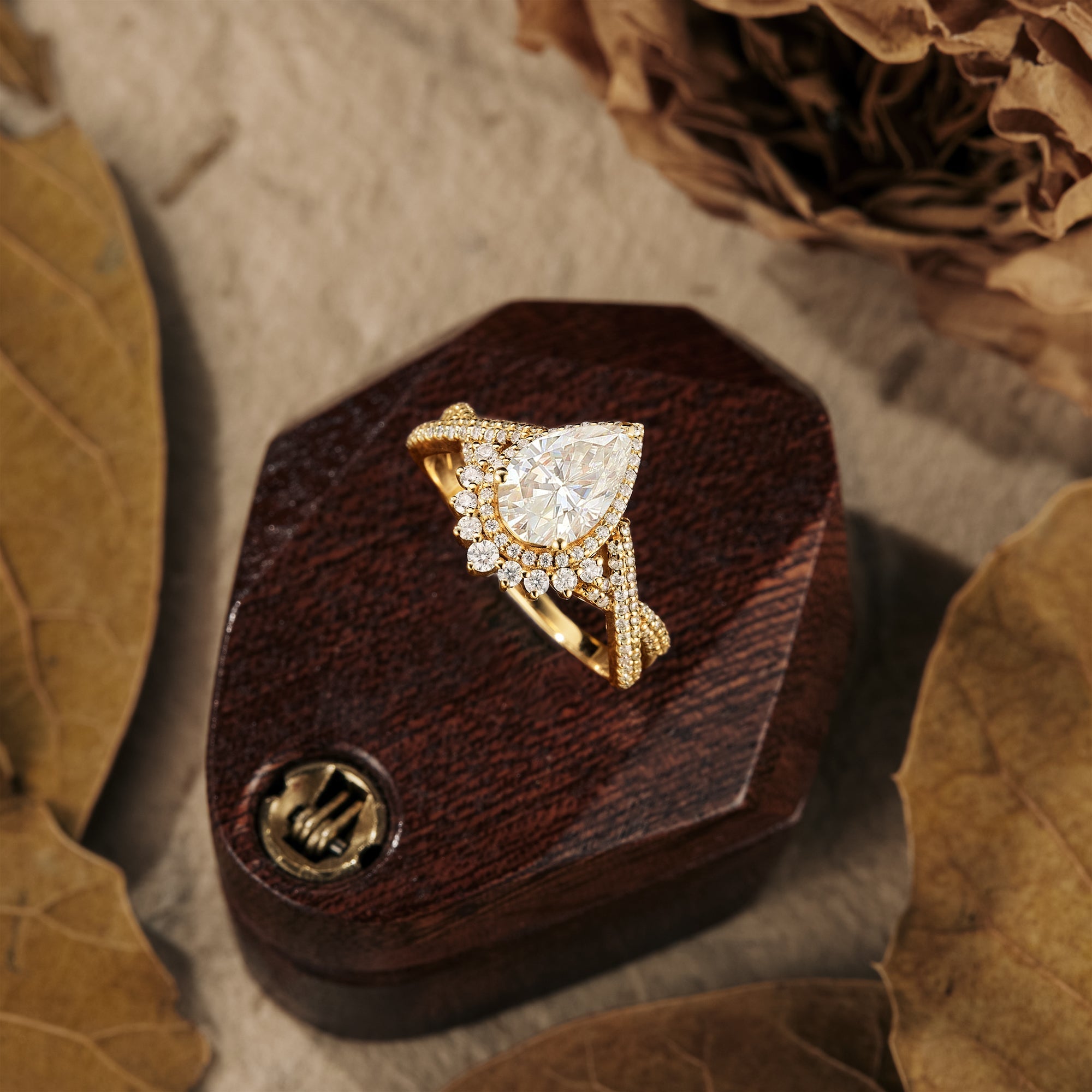 Gorgeous Pear Cut Moissanite Engagement Ring art ring,vintage ring gold